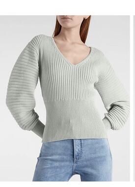 Express Ribbed Scuplted Sleeve Mint Green V Neck Sweater Size Medium